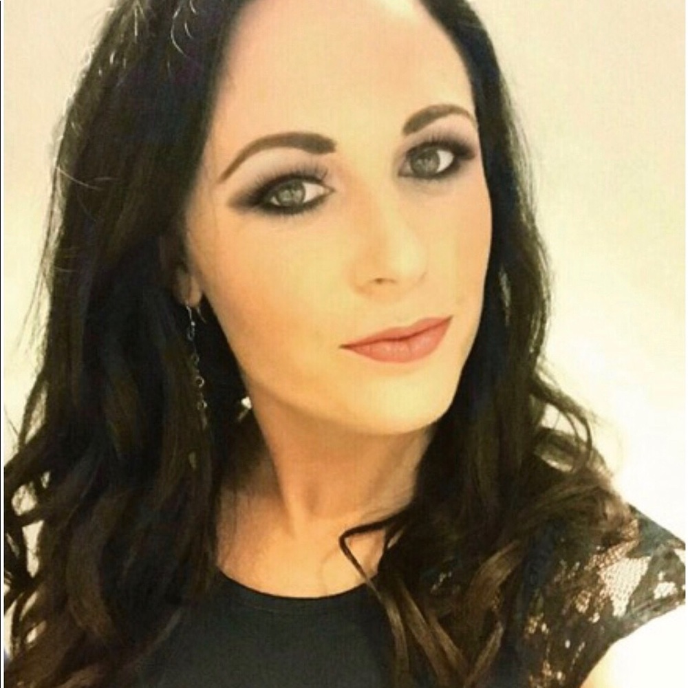 Meet your Posher, Marissa